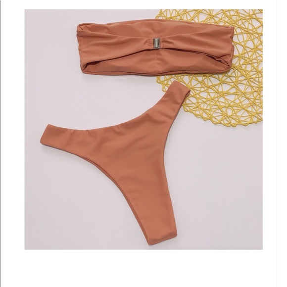 CLEARANCE 🥀 2 Piece Bandeau Bikini - Picture 4 of 5